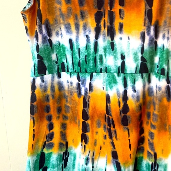 Women vibrant Colorful Jumpsuit. Size XL. Reminds you of the Jungle. - Picture 4 of 14